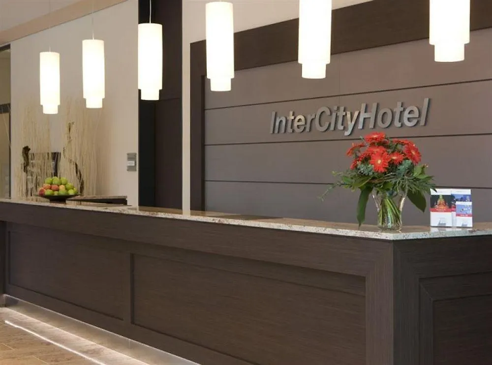 Intercityhotel Dresden 4*,