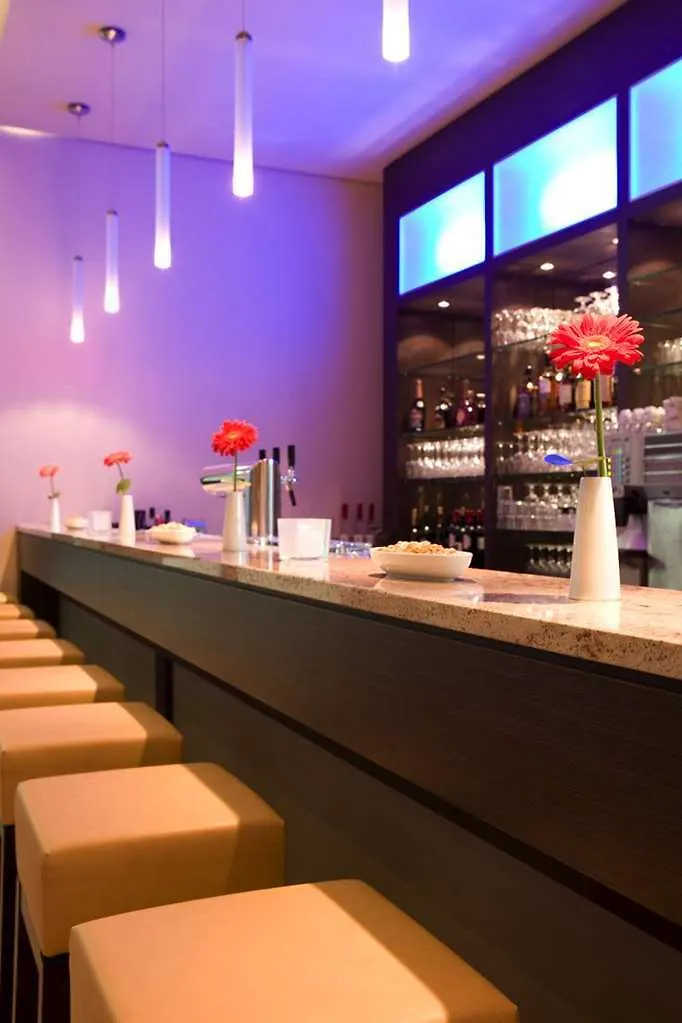 **** Отель Intercityhotel Дрезден Германия