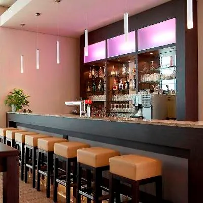 Intercityhotel Дрезден 4*,