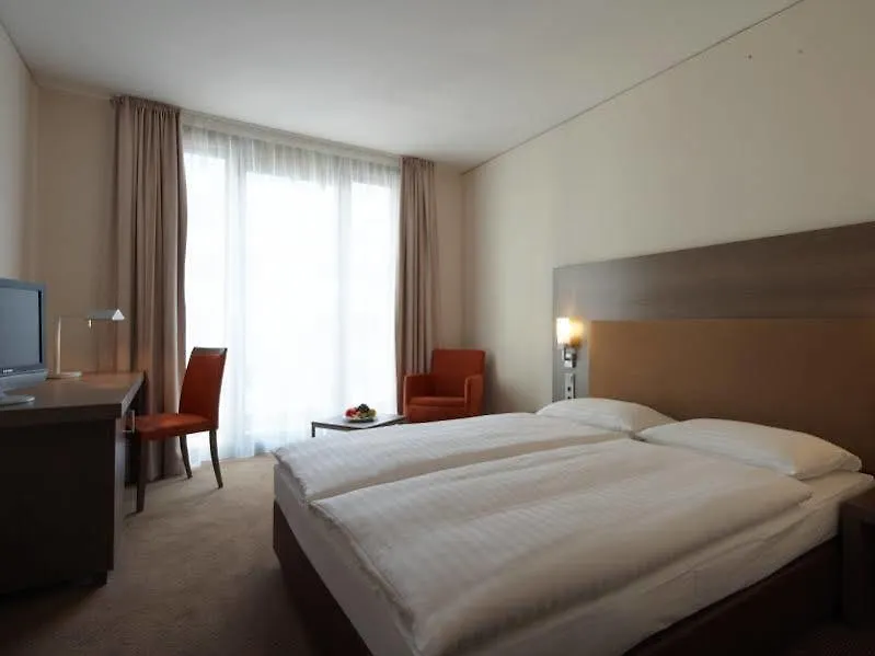 Intercityhotel Дрезден Отель